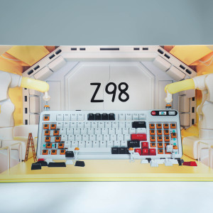 珂芝Z98IP定制款三模无线键盘测评：二次元与科技的完美融合
