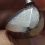 驚心動魄：大膽的“做舊”出現(xiàn)在金屬殼上，GSound鋼鐵之心評測