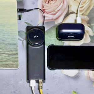 充電寶界的“路飛”——iWALK 拉拉寶兩萬毫安、自帶線、65w快充