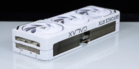 影驰 RTX 5080 金属大师 白金版 OC 实测！