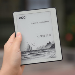 能塞口袋的安卓閱讀器？AOC小Q電紙書：輕若無物，APP自由裝