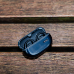 誰(shuí)說(shuō)耳機(jī)不能當(dāng)飾品?泥炭 PearlClip Pro  耳夾式藍(lán)牙耳機(jī)就可以！