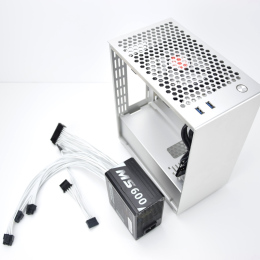 FSP 全漢 經(jīng)典版 MS450 額定450W 無模組線版電腦電源