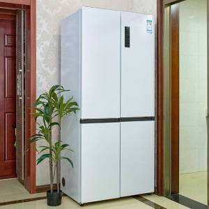 家中隐秘的明星 —TCL超薄零嵌冰箱T9，小身材大实力，值得拥有！