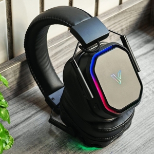 镜面成像RGB+三模连接双音腔，雷柏VH850成最强游戏耳机