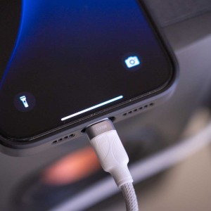 一条充电线走天下，自带内卷的西圣K1磁吸USB-C充电线上手体验