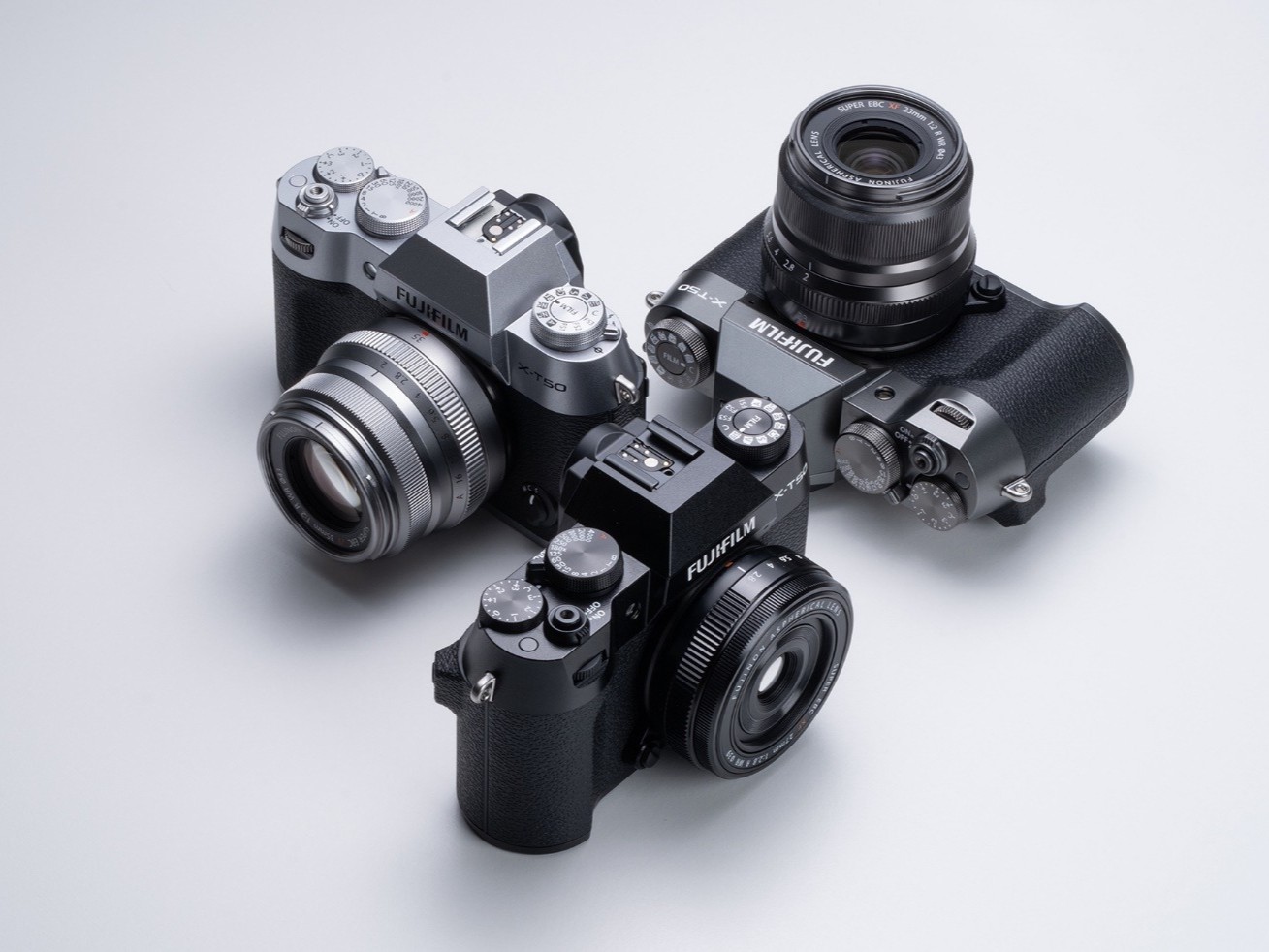 富士胶片公司荣誉宣布推出FUJIFILM X-T50无反相机