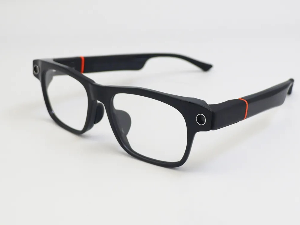 Solos推出全球首款支持GPT-4o的AirGo Vision智能眼镜
