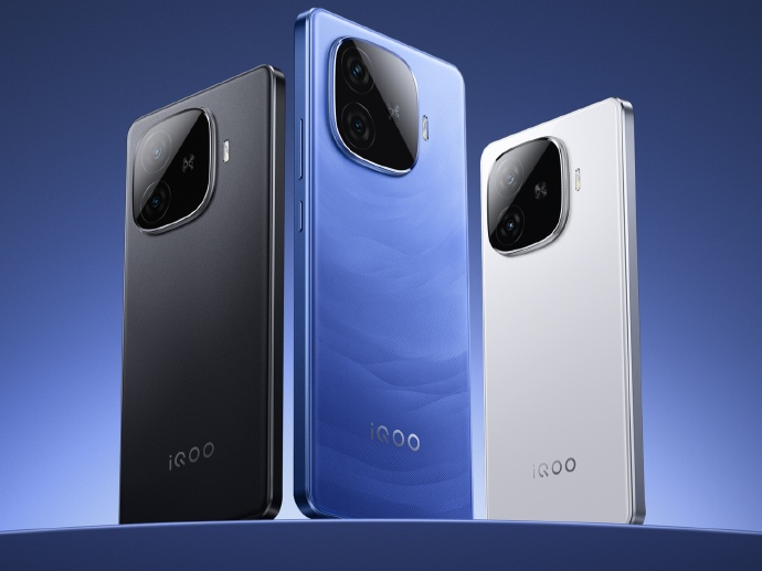 iQOO Z10 Turbo双杯齐发，或定位超大电池性能机