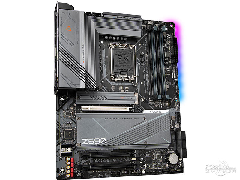 技嘉Z690 GAMING X DDR445度正面