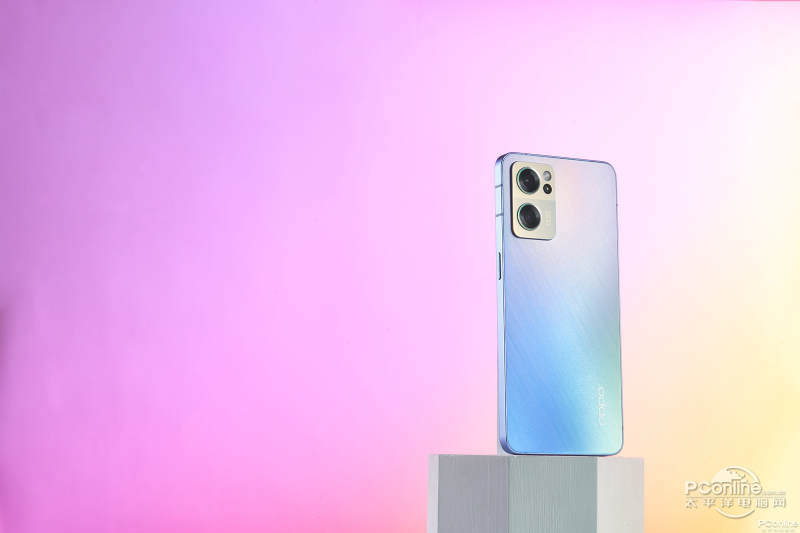 OPPO Reno7ͼ