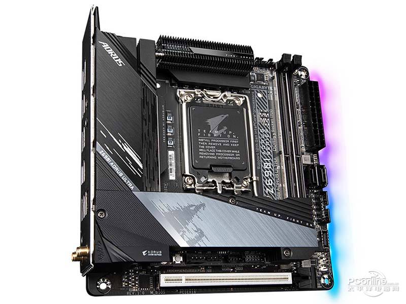 技嘉Z690I AORUS ULTRA45度正面