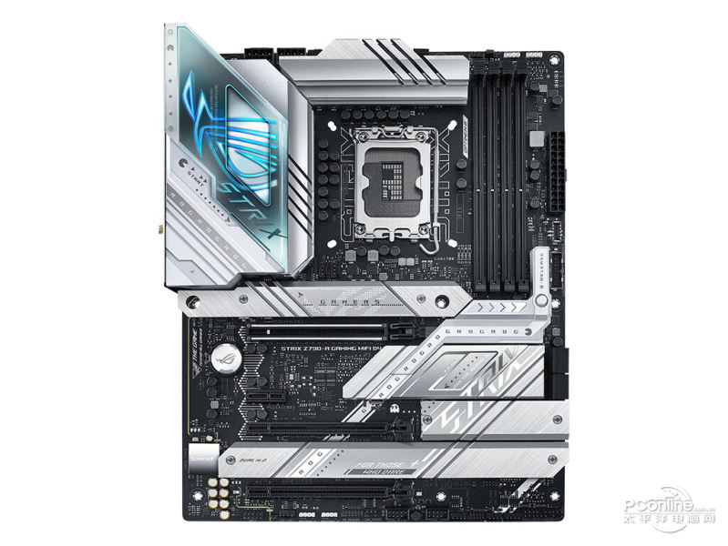 华硕ROG STRIX Z790-A GAMING WIFI D4 正面