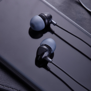 索尼（SONY） MDR-EX15AP 有线耳机3.5mm接口 入耳式耳机带麦可通话 手机音乐耳机 电脑笔记本手机适用 黑色