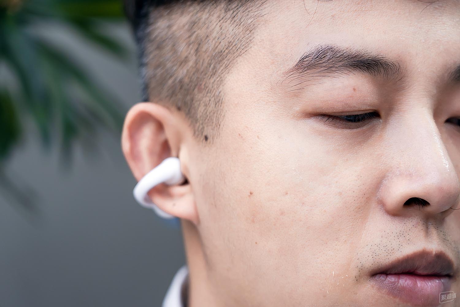听歌耳机新体验 sanag塞那耳夹式耳机-搜狐大视野-搜狐新闻