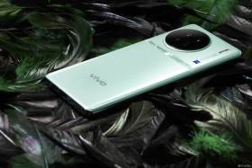 vivo X90s