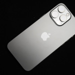 五彩斑斓的黑 - iPhone 15 Pro Max开箱