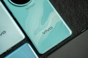 vivo X100s