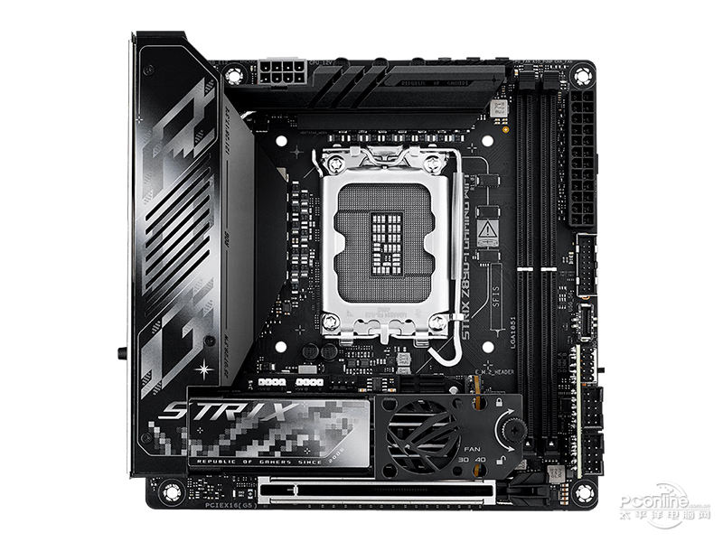 华硕ROG STRIX Z890-I GAMING WIFI 正面