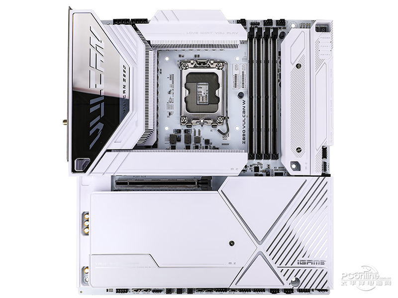 七彩虹iGame Z890 VULCAN W V20 DDR5 正面