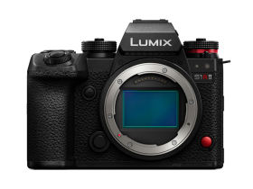 LUMIX S1RM2